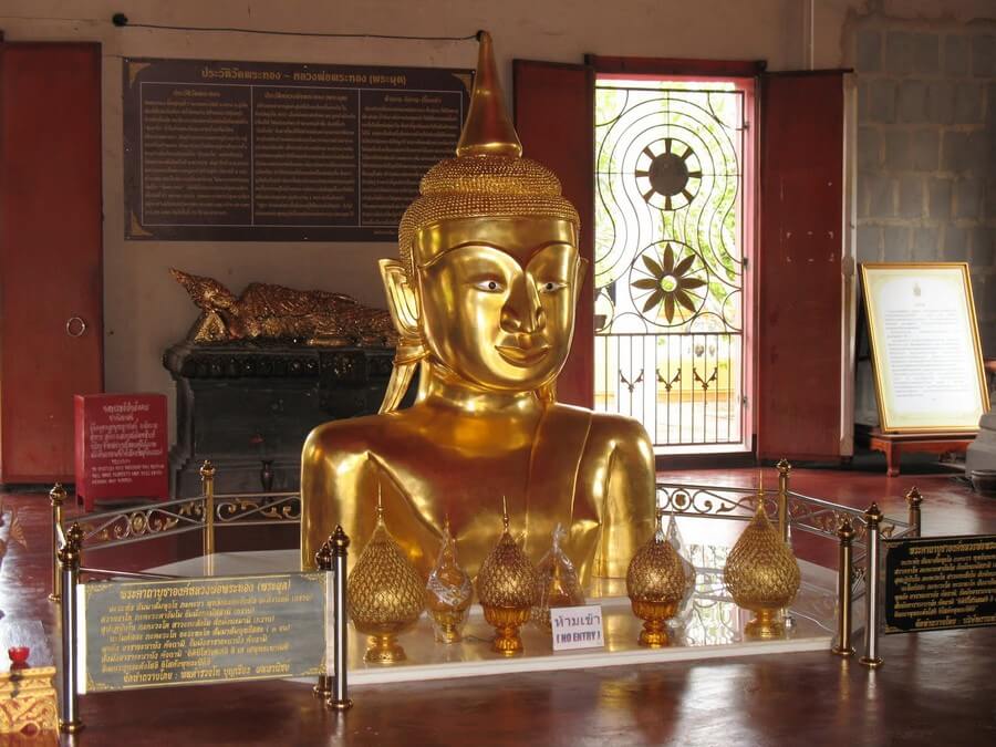 Храм Ват Пхра Тхонг, Тайланд